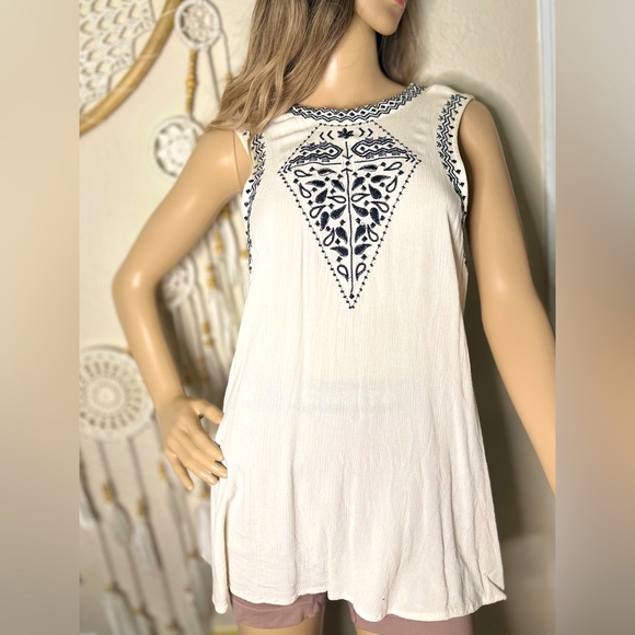 Mossimo Supply Co Boho Tank Top - Picture 1 of 6